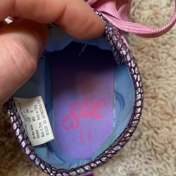 Girls toddlers size 11 Nickelodeon JoJo mermaid high top sneakers. - Picture 8 of 10
